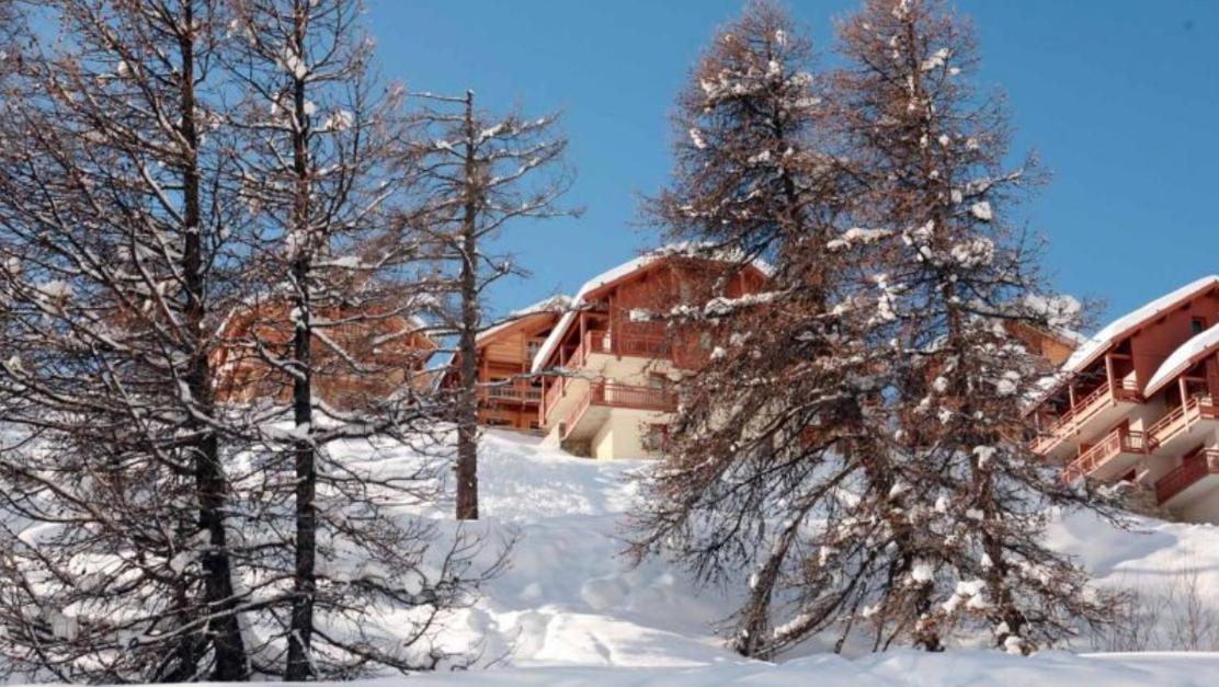 Appt Le Hameau Des Rennes 4 Etoiles Pieds Des Pistes Piscine Interieure Exterieure Apartment Vars  Luaran gambar