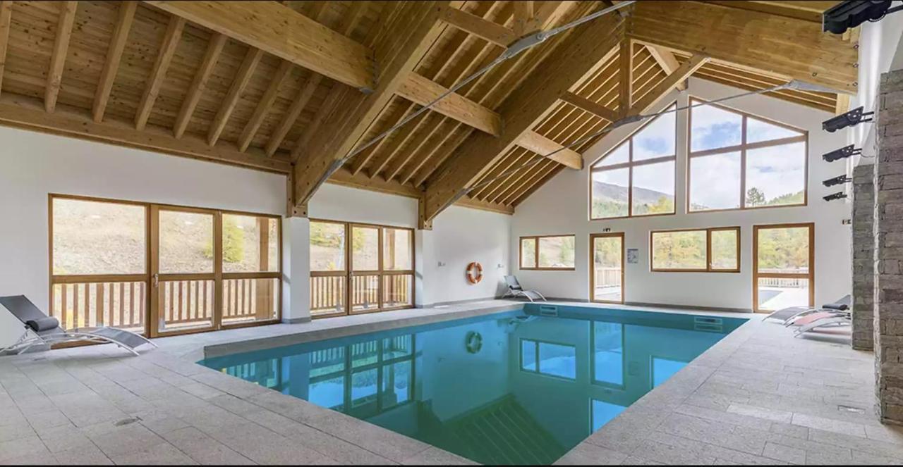 Appt Le Hameau Des Rennes 4 Etoiles Pieds Des Pistes Piscine Interieure Exterieure Apartment Vars  Luaran gambar