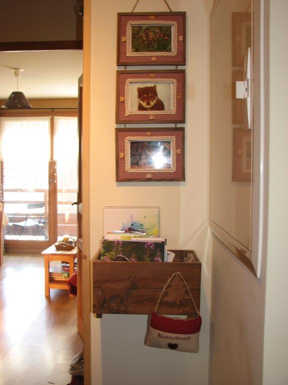 Appt Le Hameau Des Rennes 4 Etoiles Pieds Des Pistes Piscine Interieure Exterieure Apartment Vars  Bilik gambar