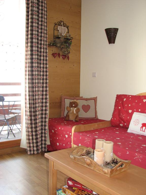 Appt Le Hameau Des Rennes 4 Etoiles Pieds Des Pistes Piscine Interieure Exterieure Apartment Vars  Luaran gambar