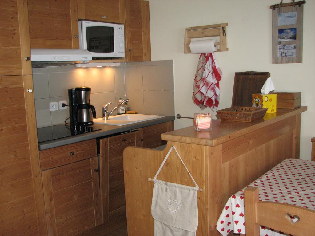 Appt Le Hameau Des Rennes 4 Etoiles Pieds Des Pistes Piscine Interieure Exterieure Apartment Vars  Luaran gambar